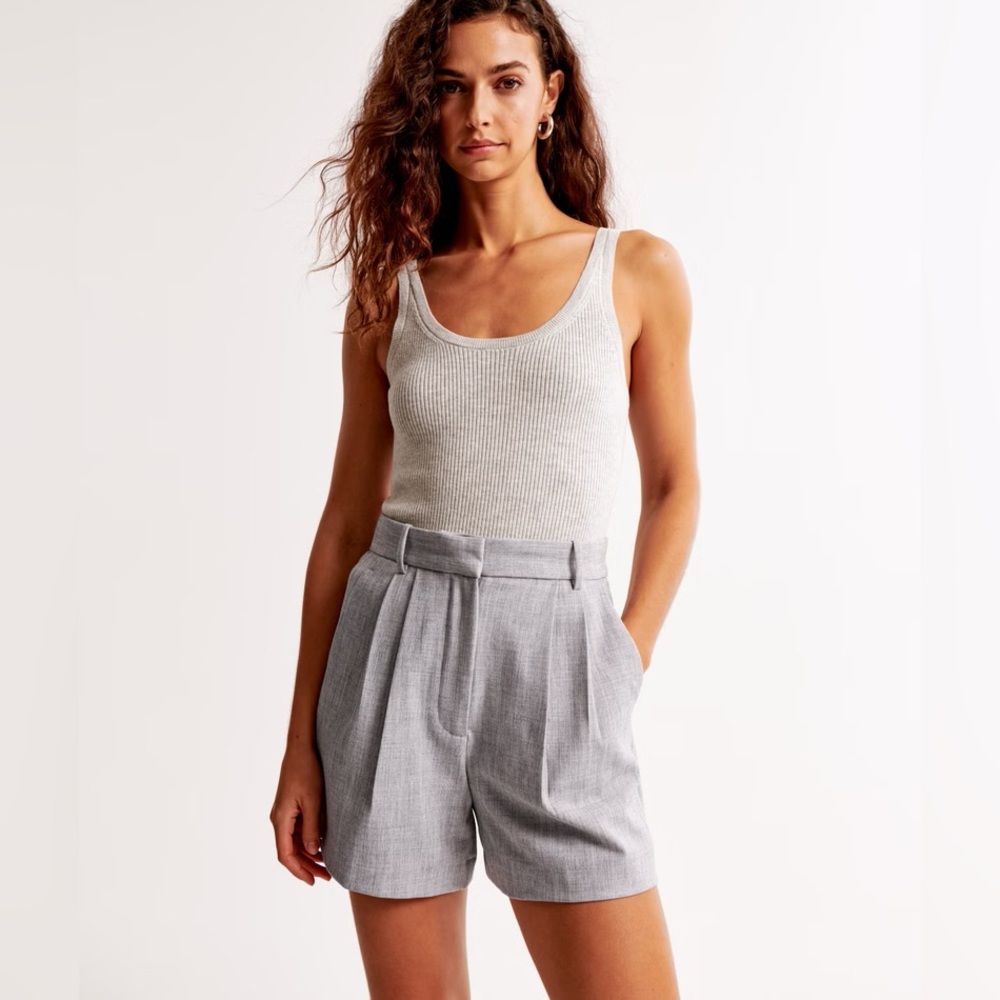 Abercrombie & Fitch Sloan ultra high waisted shorts size 14